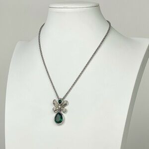Vintage Christian Dior Bow Tie Green Rhinestone Teardrop Pendant Silver Necklace